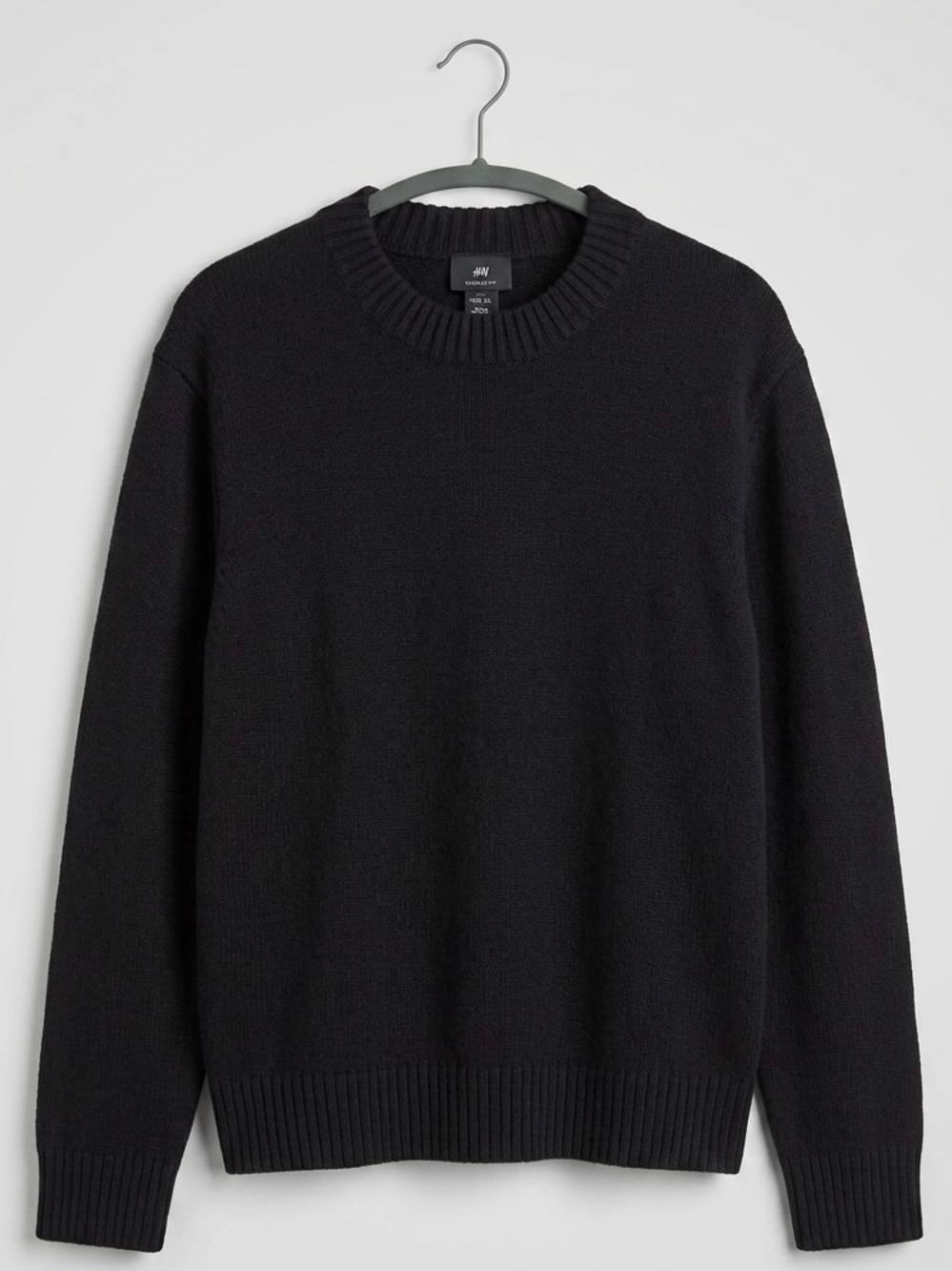 H&M Women’s Black Crewneck Sweater - size small - wardrobe staple - basic
